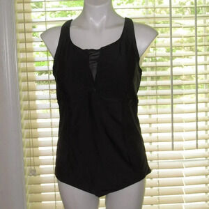 TORIRD One-Piece Mesh Insert Keyhole Wireless Black Swimsuit Size 2 (Women 18-20